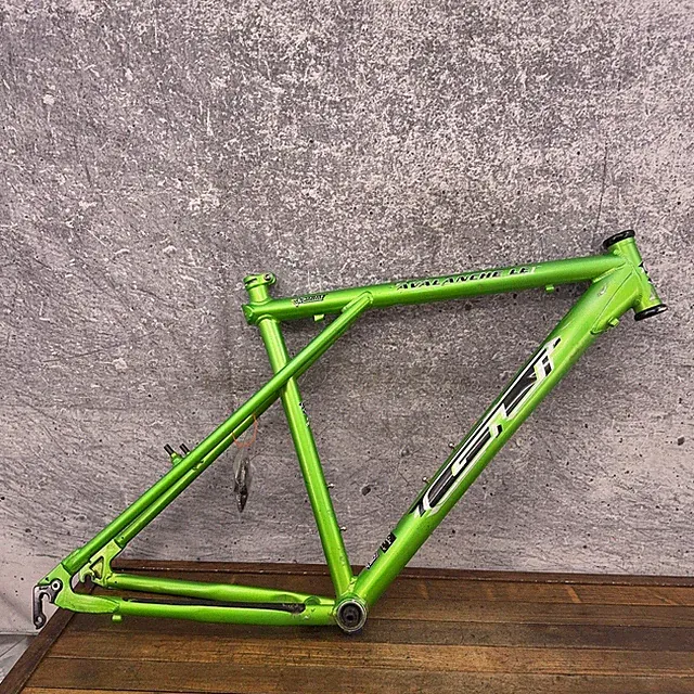 Vintage GT Avalanche LE MTB Frame 18in Green Cafe 26in 135 6061 Alloy Hardtail