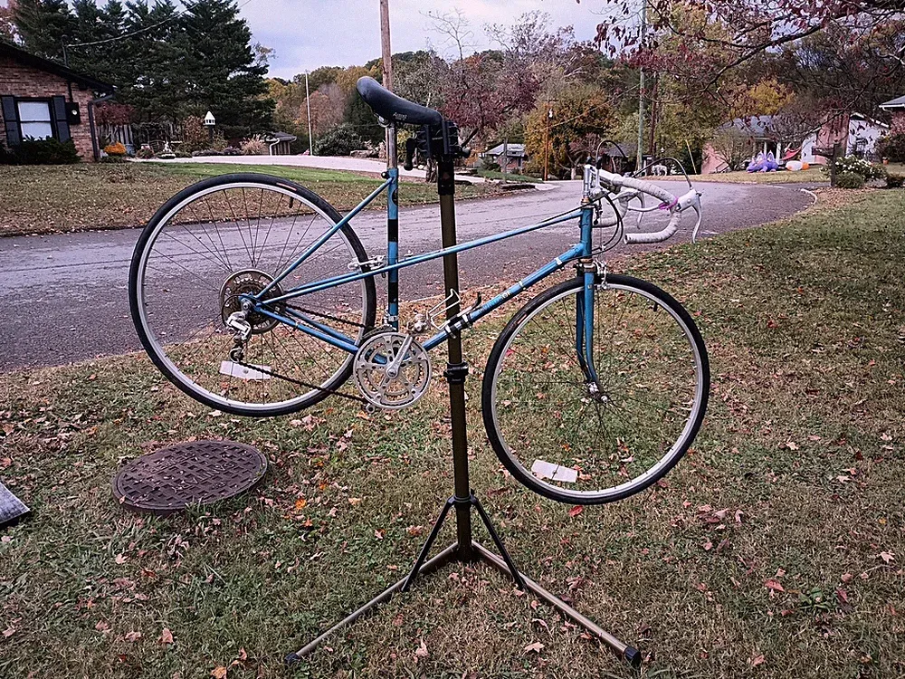 Vintage WINDSOR Cruiser Bike - 56cm/22in Steel Frame - 27in Wheel - 10 Speed